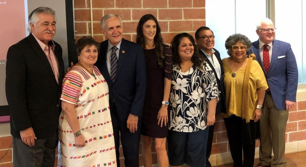 Rep. Doggett with constituents 